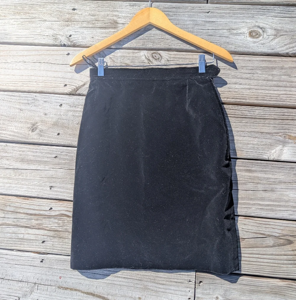 Saint Laurent Skirt Size 6 38 Rive Gauche Black Velvet Pencil Vintage Lined - Picture 1 of 10